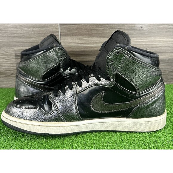 2016 Nike Air Jordan Retro 1 High OG SZ 9.5 Black Patent Anti Gravity 332550-017 main image 8